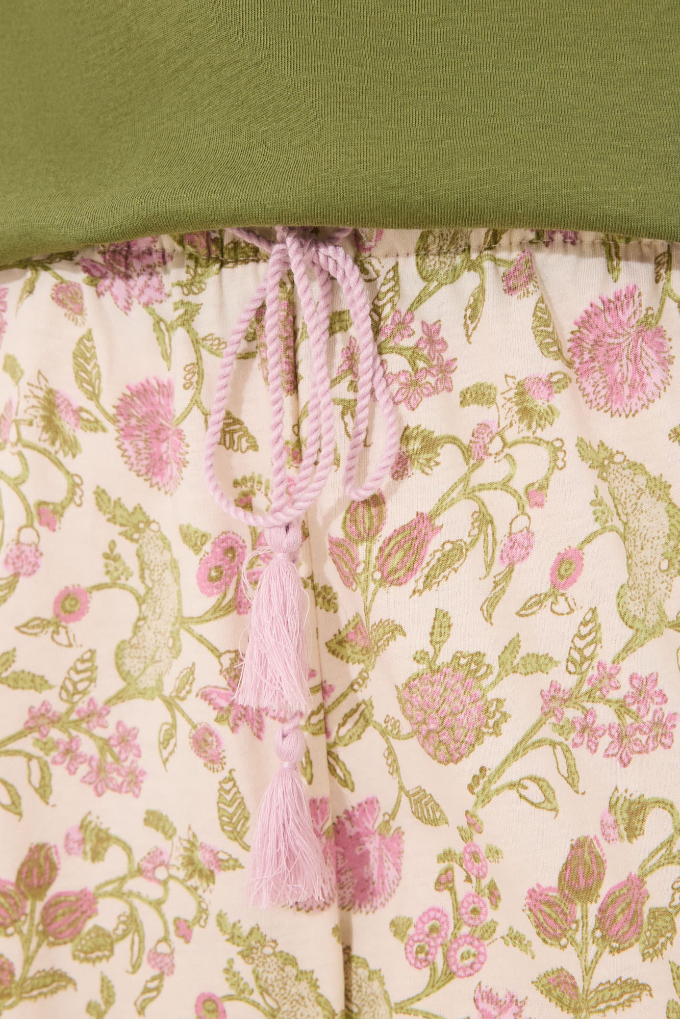 100% Cotton Carrot-Cut Floral Print Long Trousers - Image 3