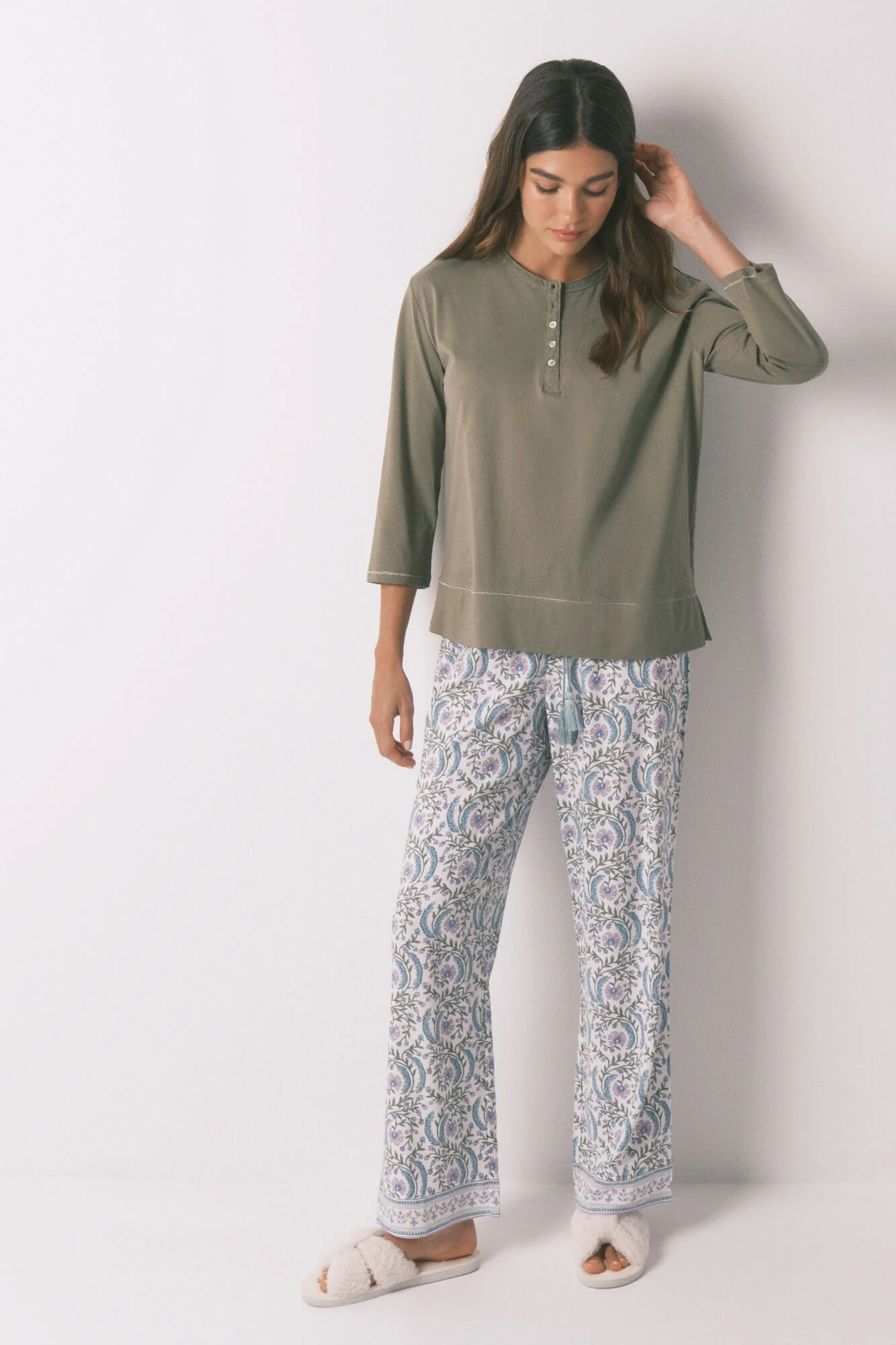 100% cotton khaki ¾- sleeve T-shirt - Image 4
