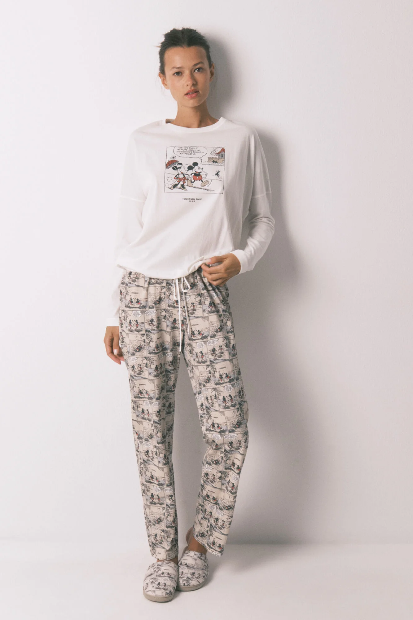 100% cotton white Mickey Mouse long pyjamas