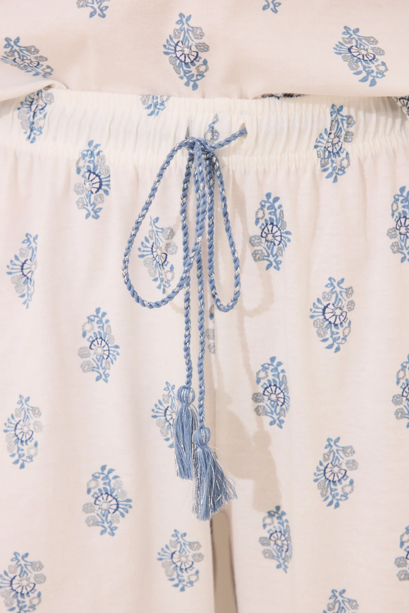 100% cotton white paisley long pyjamas - Image 2