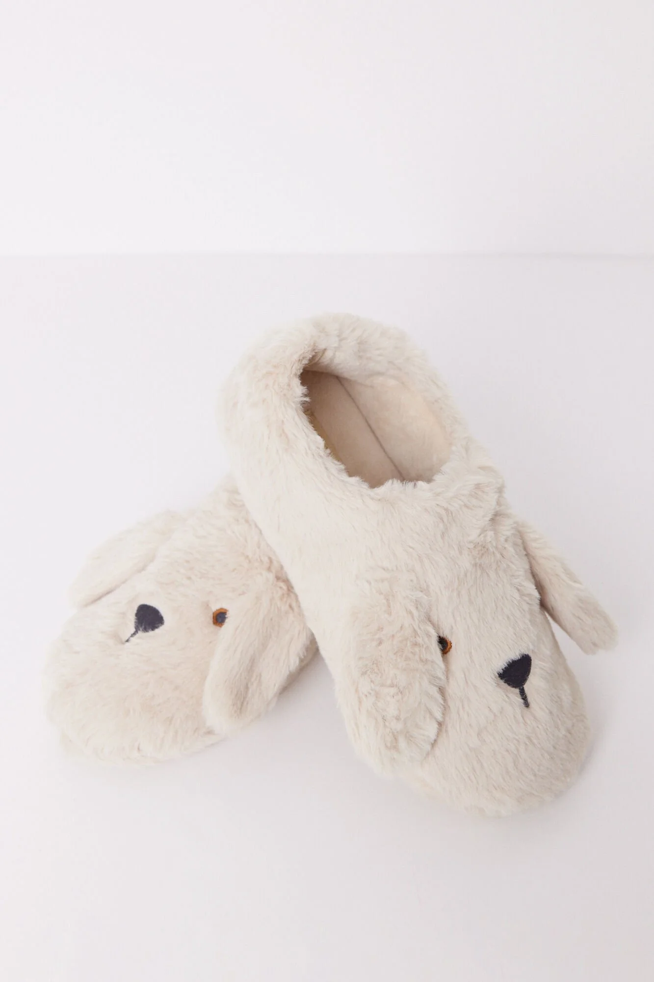 3D plush dog slippers - Image 4