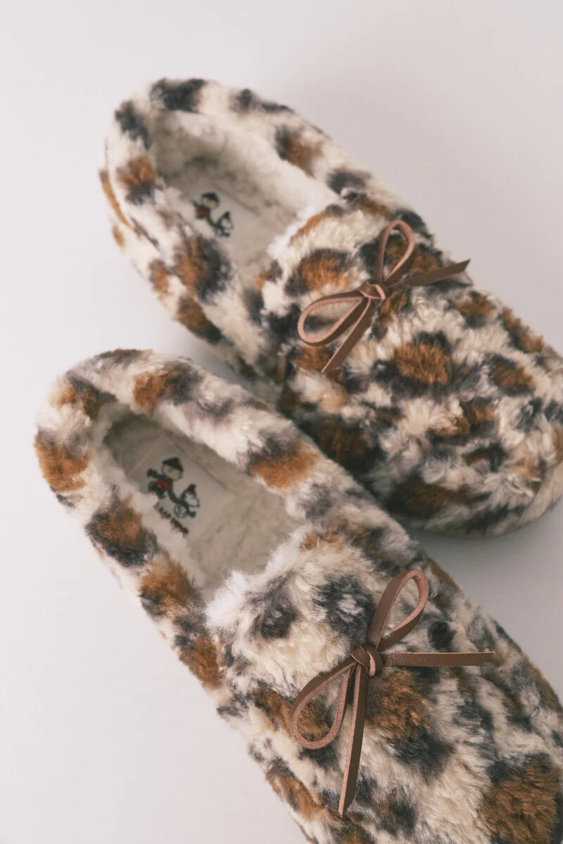 Animal print faux shearling slippers - Image 3