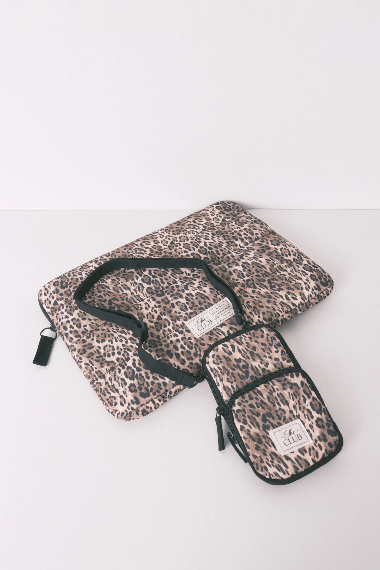 Animal print nylon mobile case - Image 5
