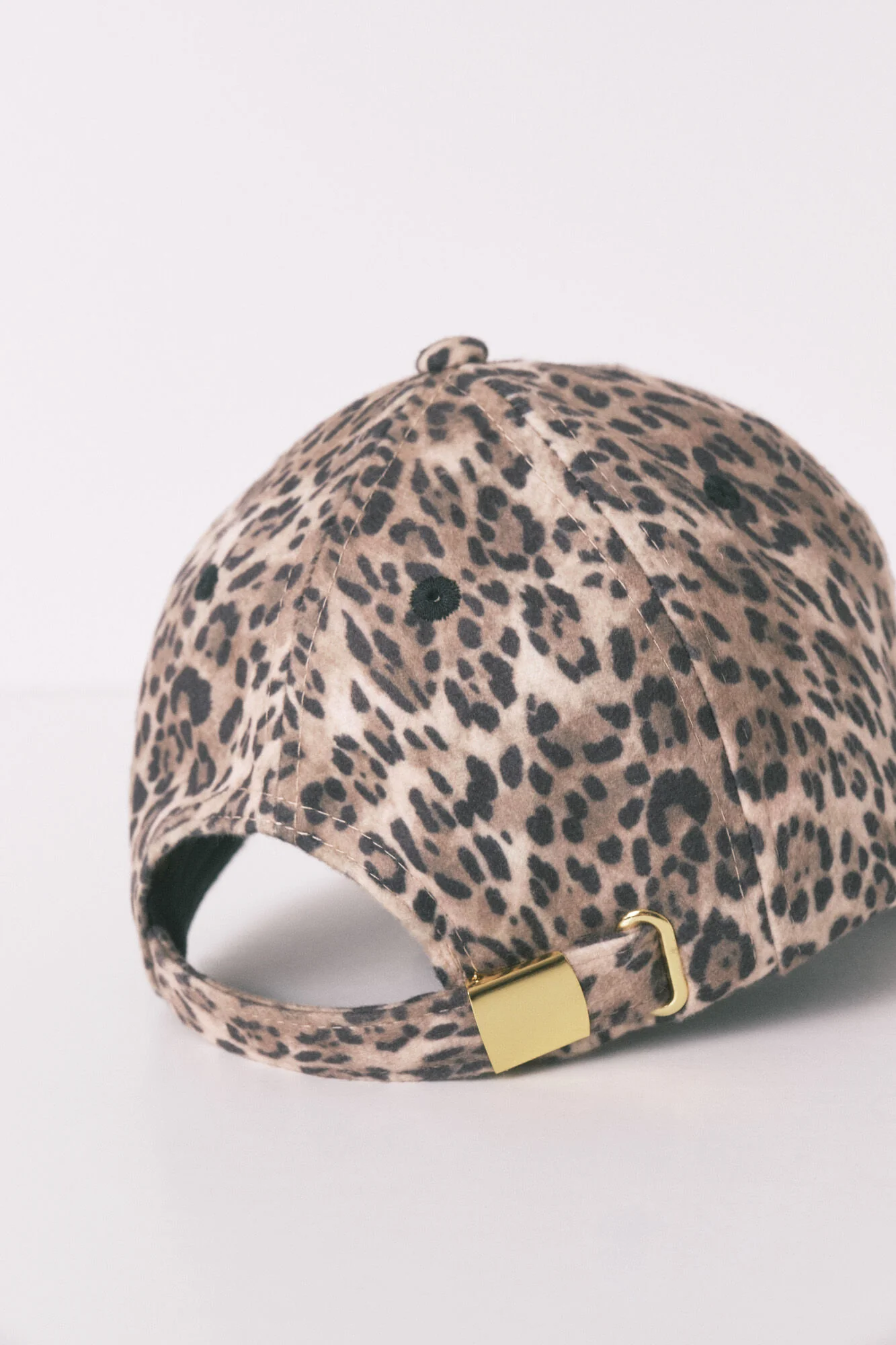 Animal print plush cap - Image 3