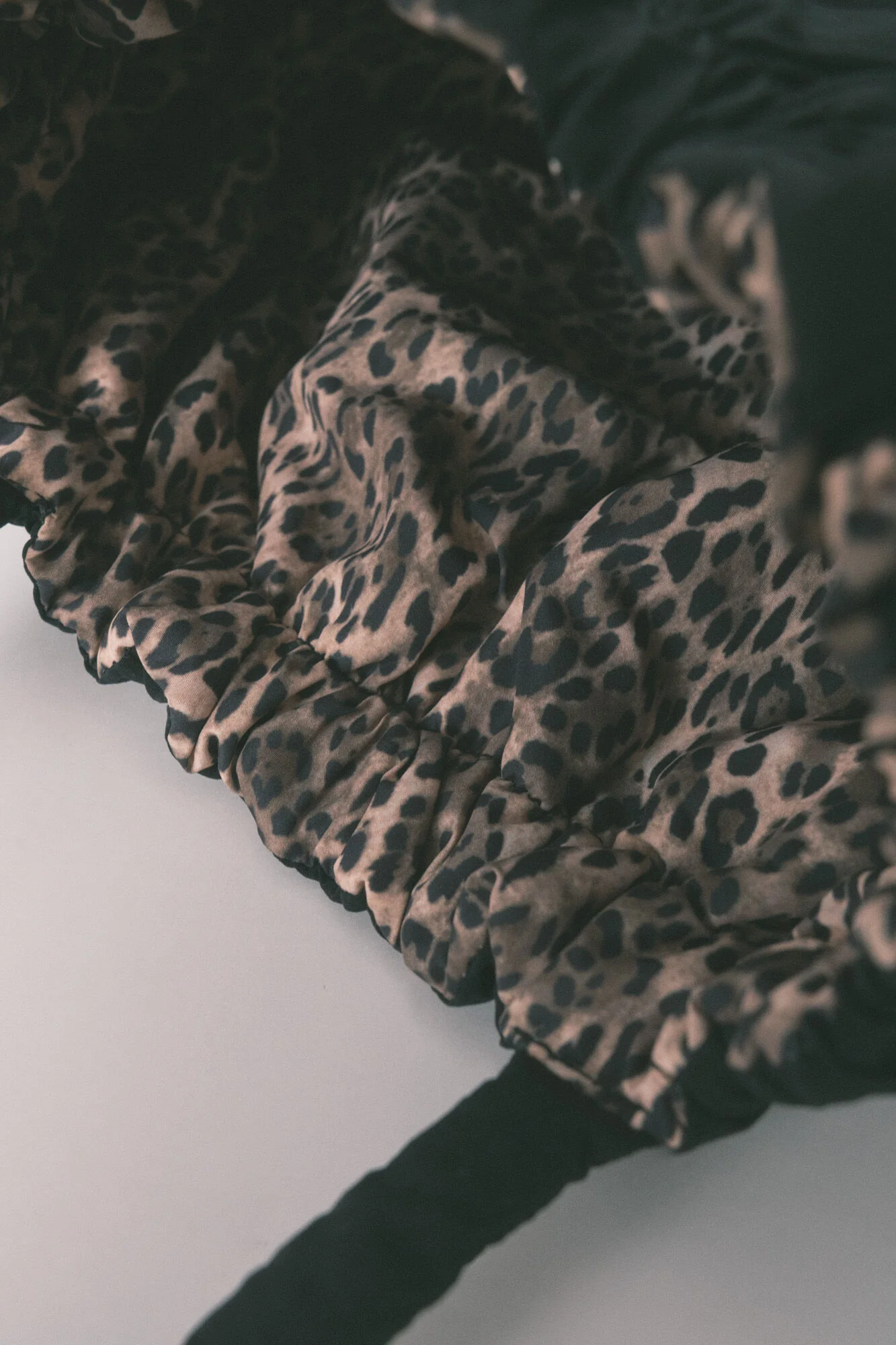 Animal print reversible nylon handbag, bag - Image 3