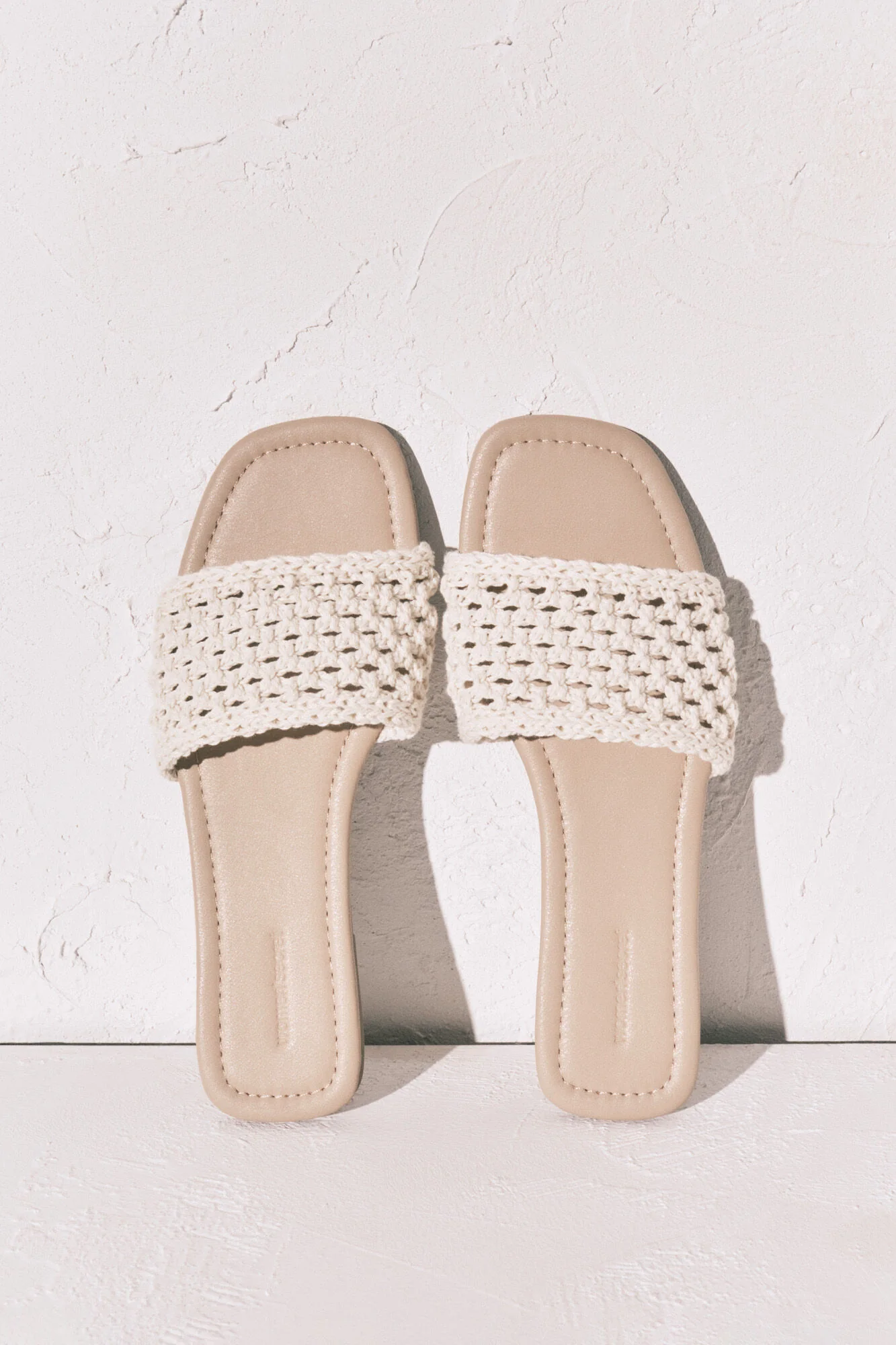 Beige crochet sandal - Image 2