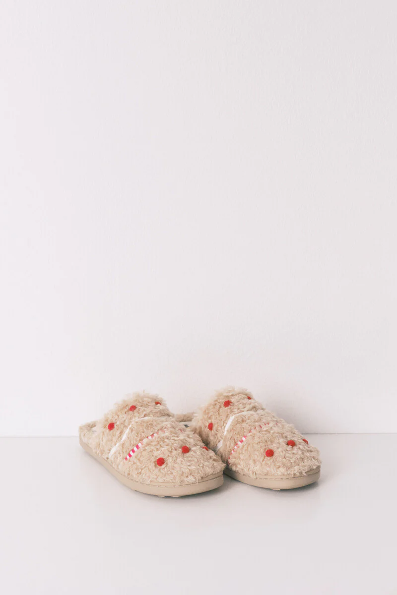 Beige Snoopy faux shearling slippers - Image 3