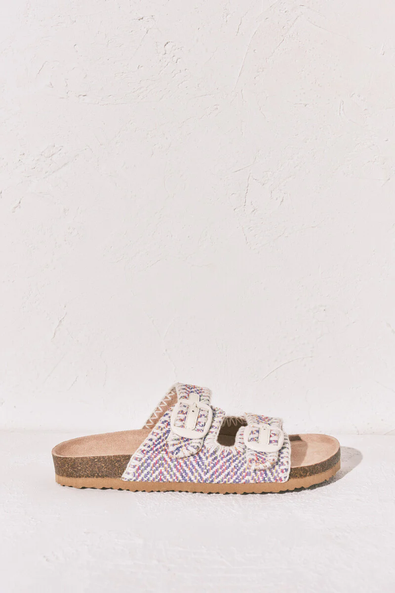 Bio sandal with strappy fabric stitching - Image 4