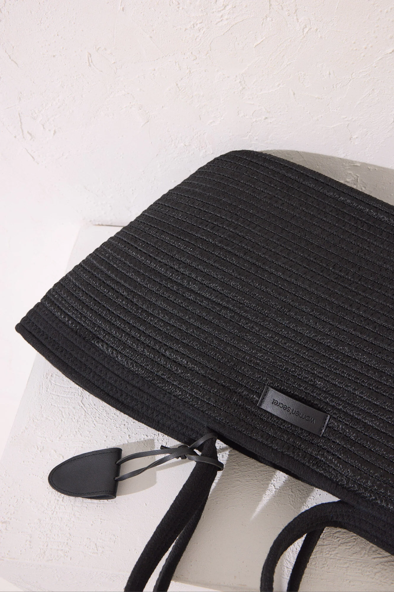 Black raffia basket bag bag - Image 3
