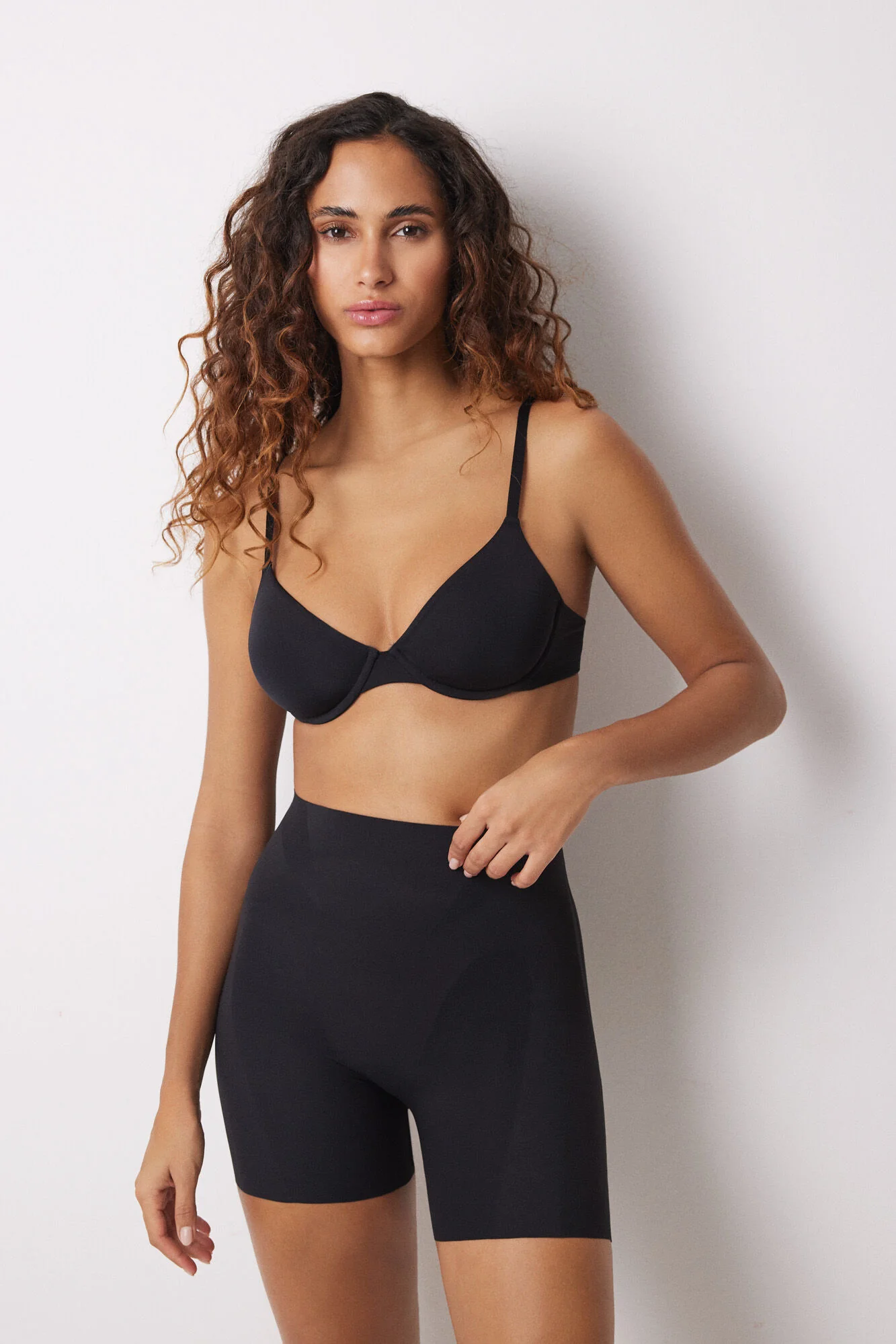 Black slimming and push-up shorts