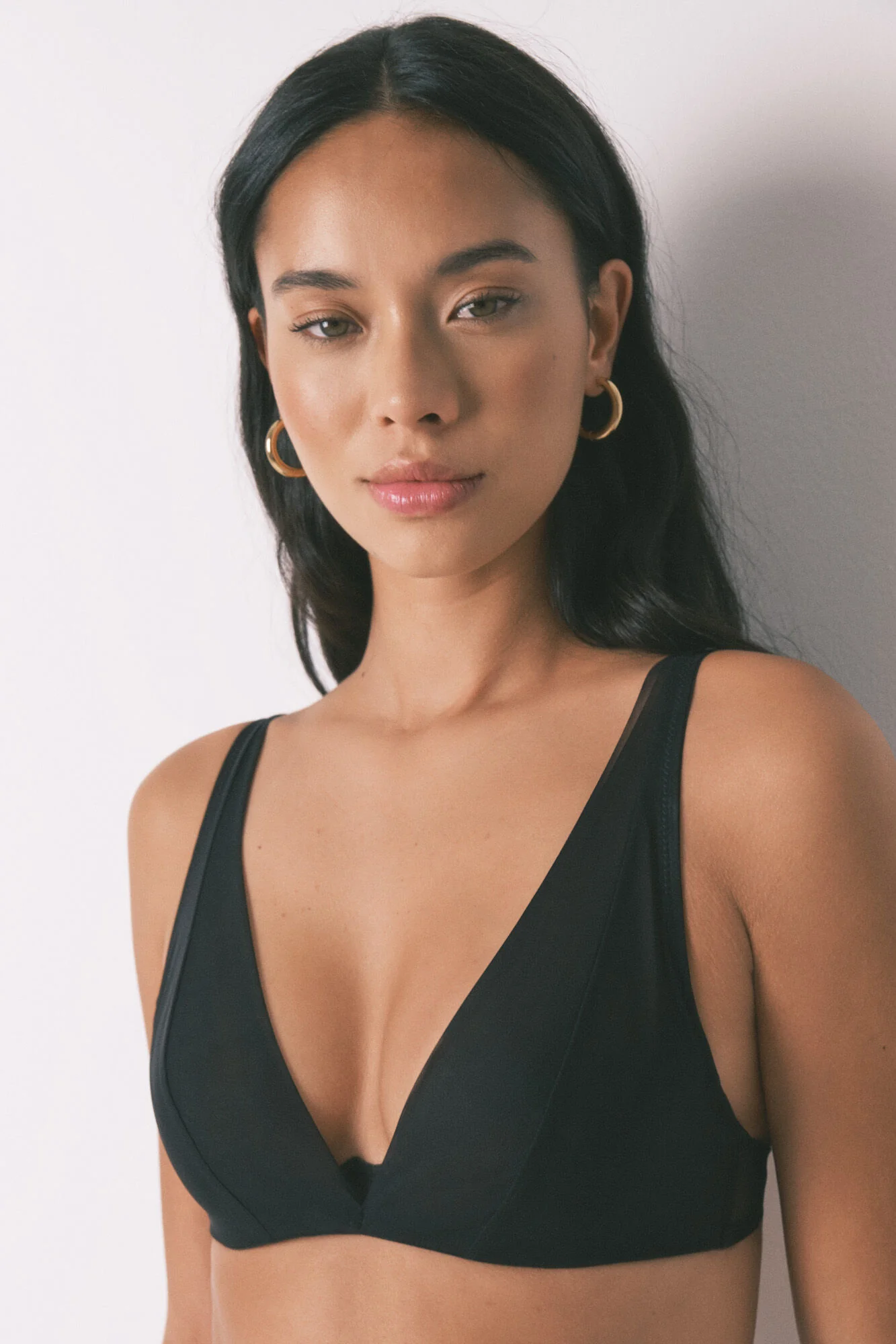 Black tulle halterneck bra with special fastening - Image 2