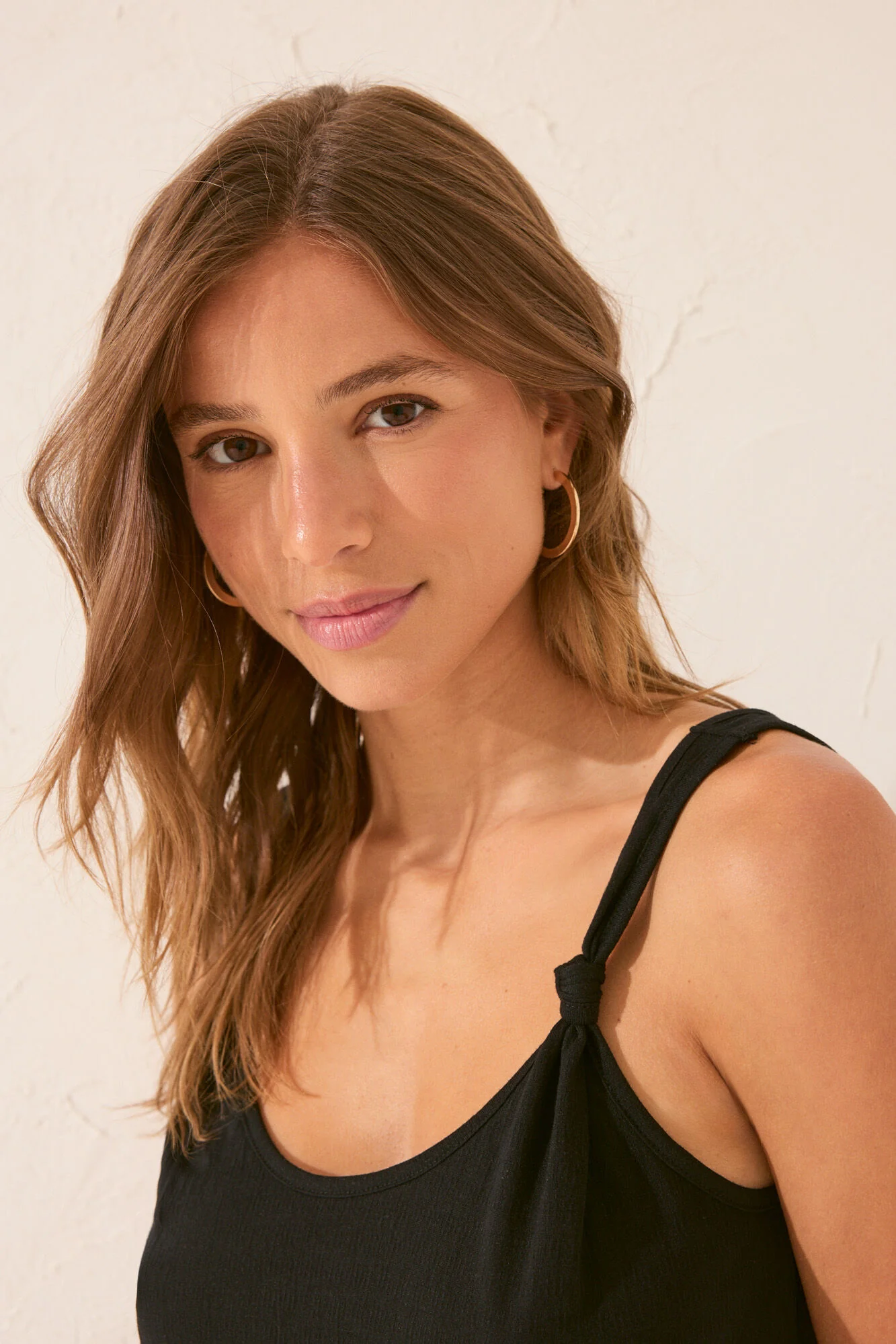 Black viscose vest top - Image 2