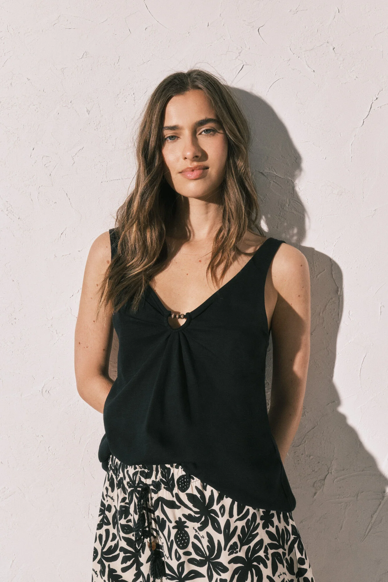 Black wide strap vest top - Image 3