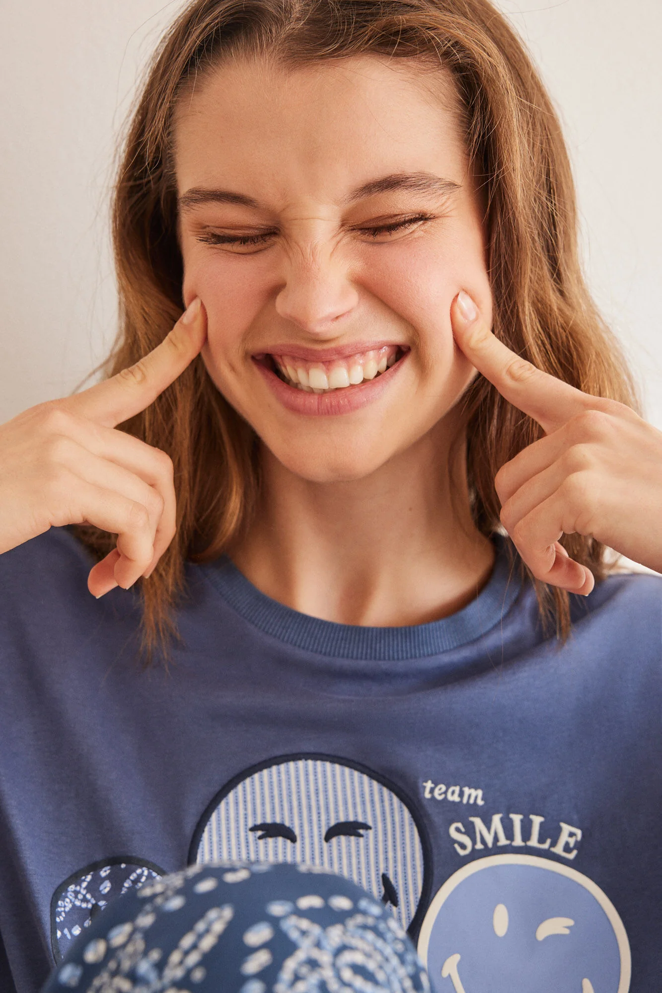 Blue 100% cotton Smiley sweatshirt - Image 7