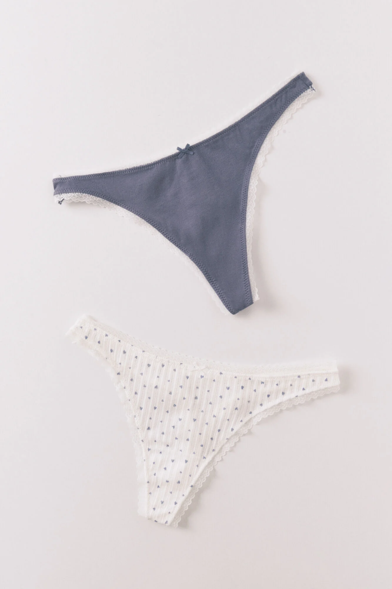 Blue and white print cotton 2-pack thongs