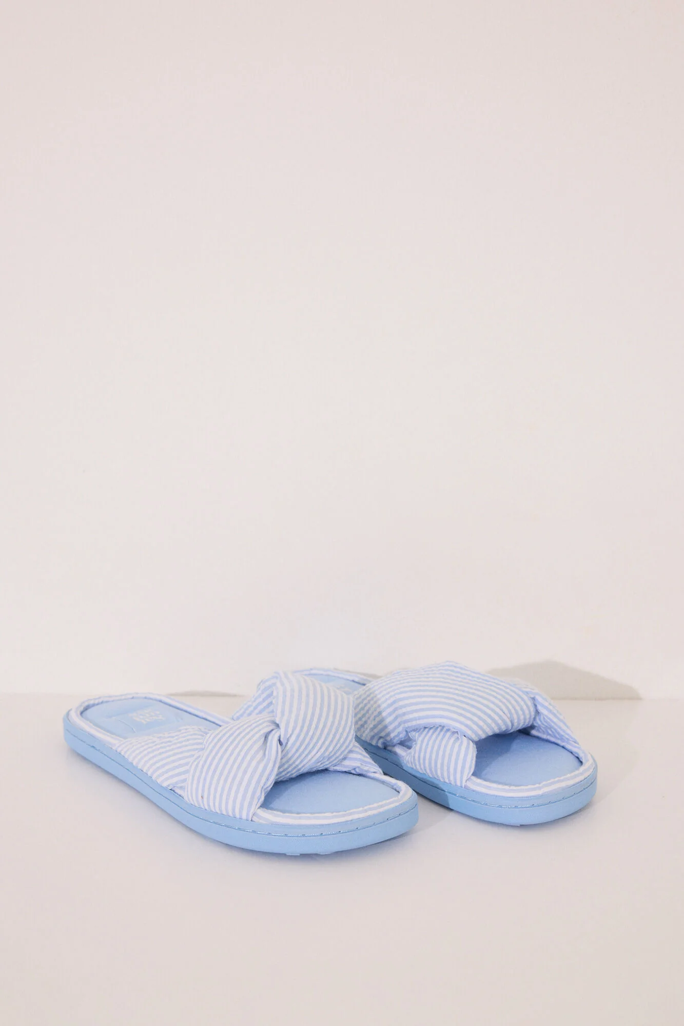Blue seersucker slippers - Image 5