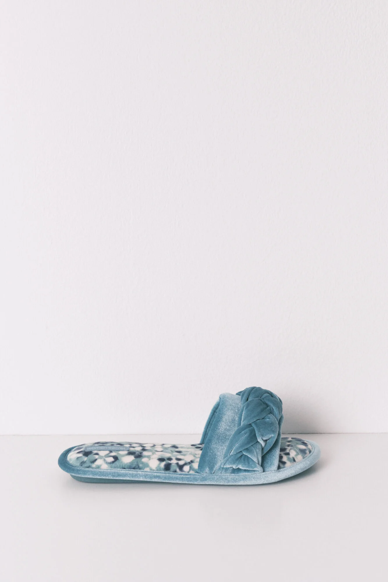 Blue velvet open house slippers