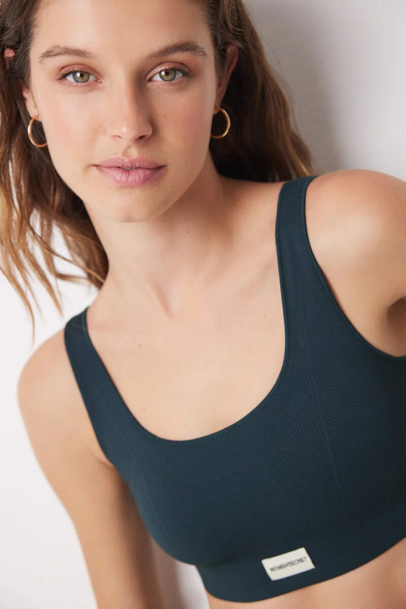 Dark green seamless triangle crop top - Image 5