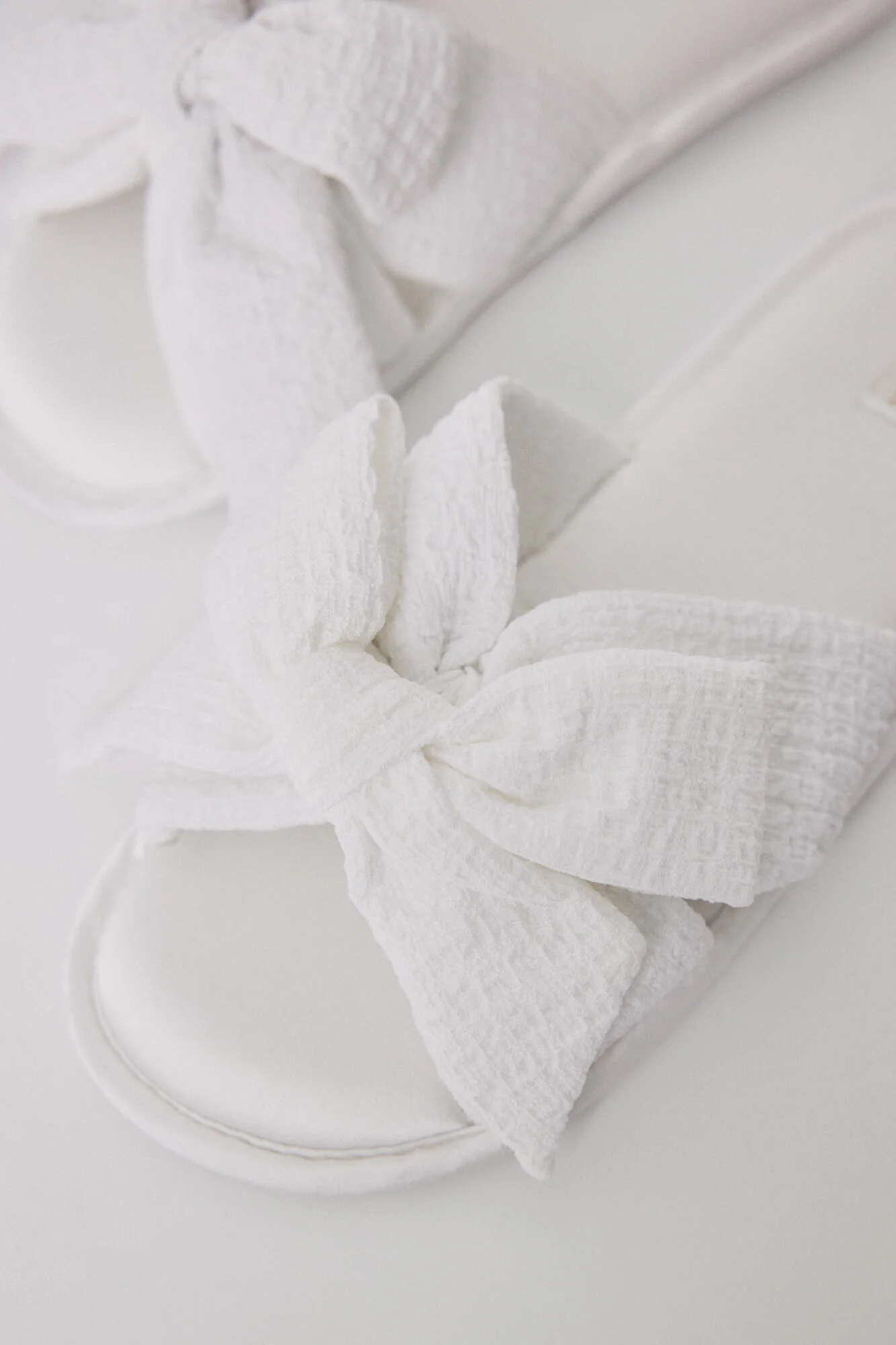 bow or tie bow house slippers - Image 4