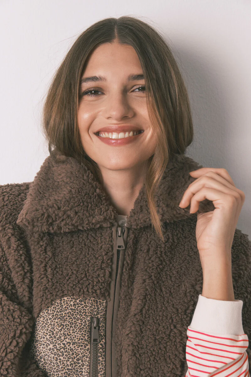 Brown Snoopy faux shearling poncho short robe - Image 4