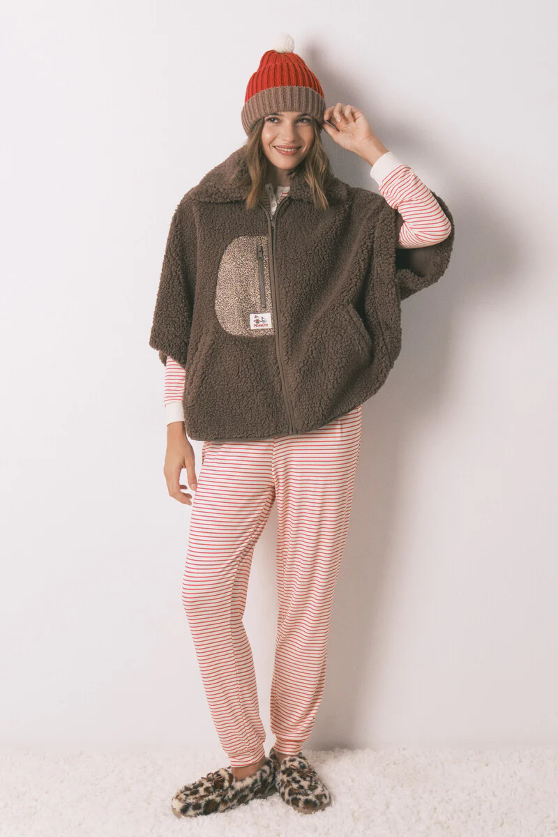 Brown Snoopy faux shearling poncho short robe - Image 5