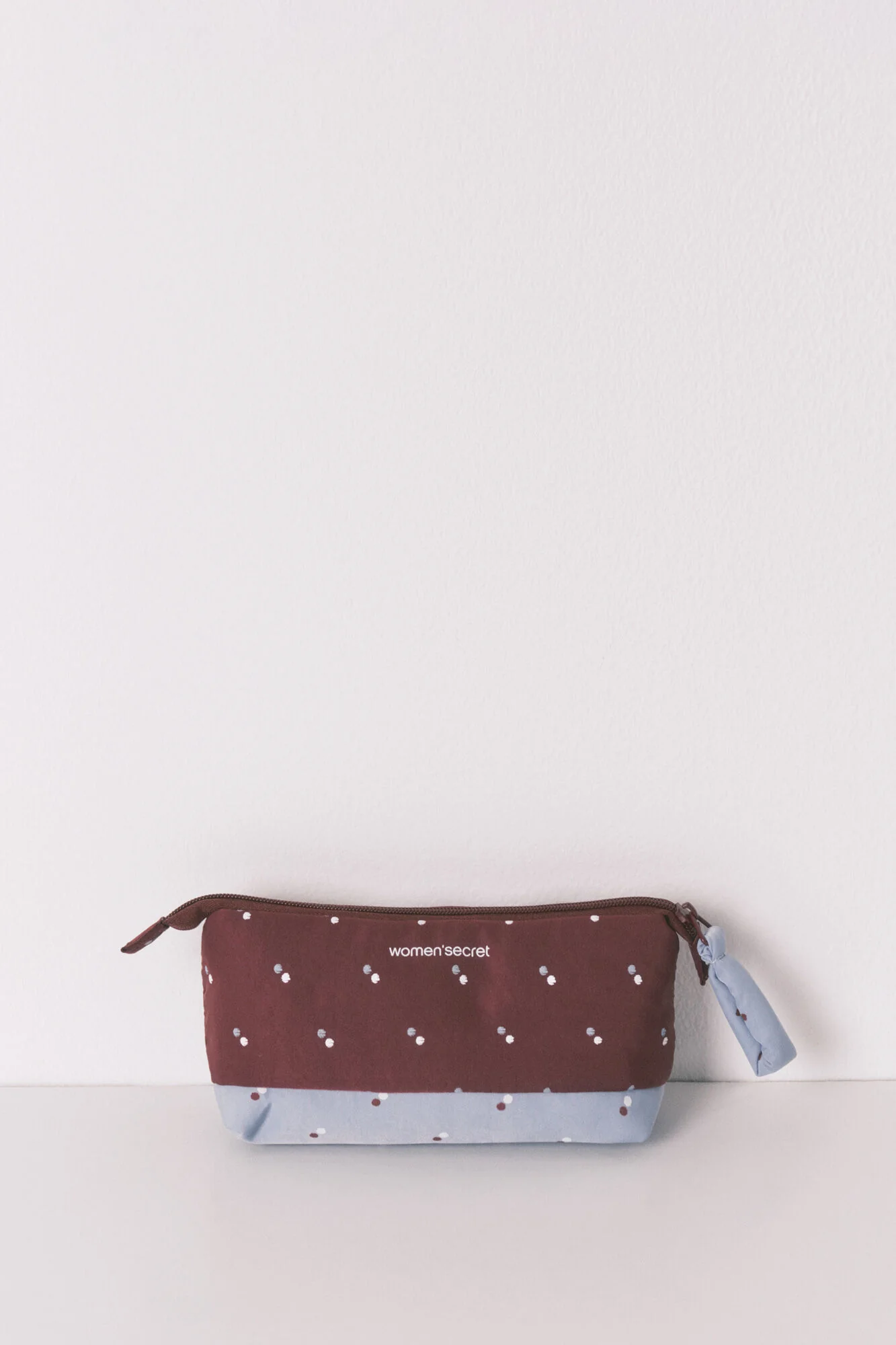 Burgundy small bird print vanity case - Image 3