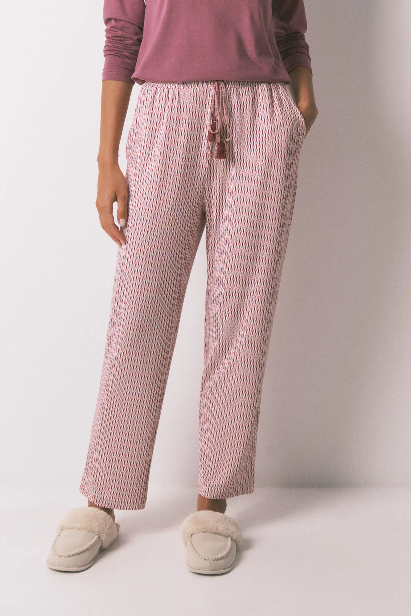 Carrot long trouser in soft pink jersey-knit - Image 2