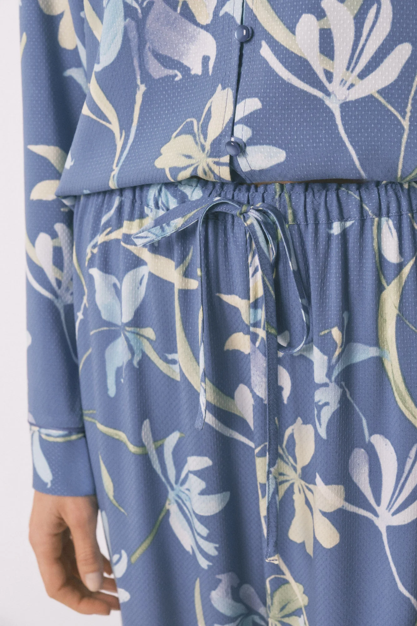 Classic pyjamas flower print - Image 6