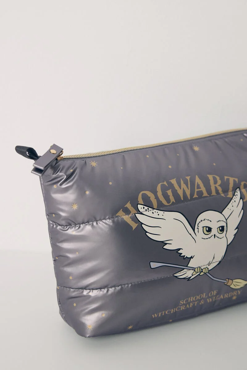 Medium padded Hogwarts toiletry bag - Image 2
