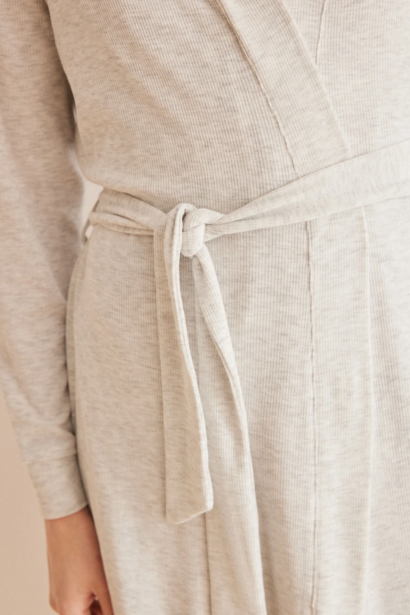 Grey long-sleeved midi robe - Image 2