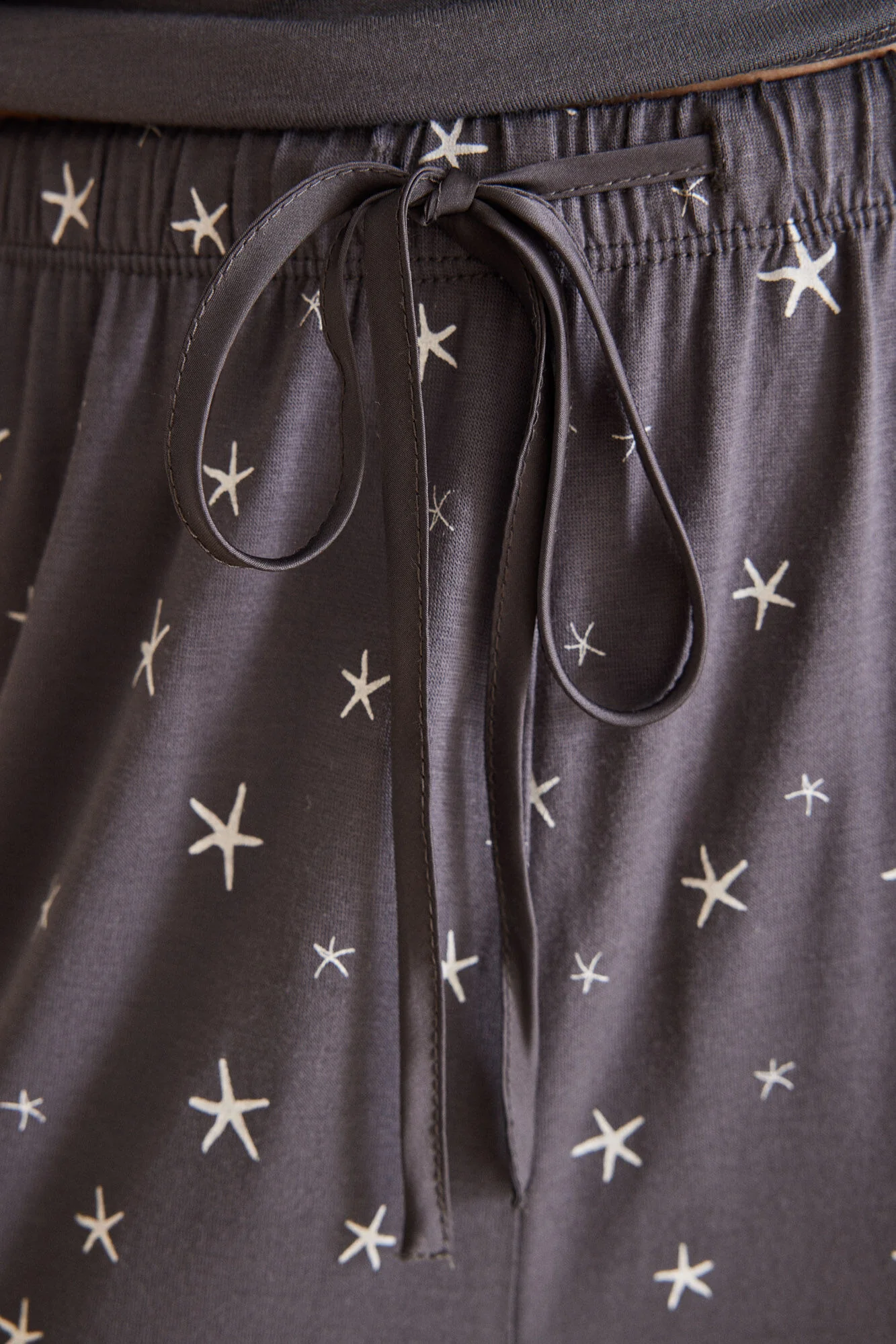 Grey star capri pyjamas - Image 2