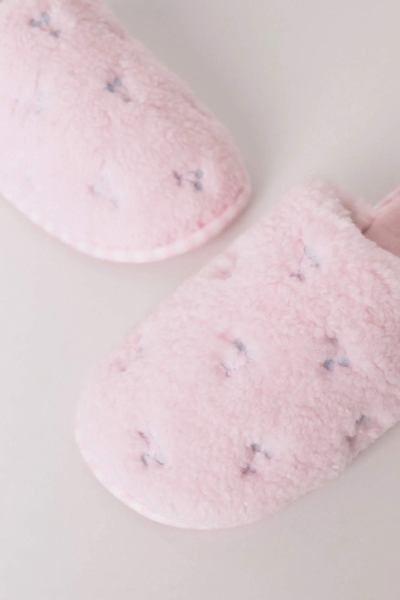 Faux shearling Snoopy slippers - Image 5