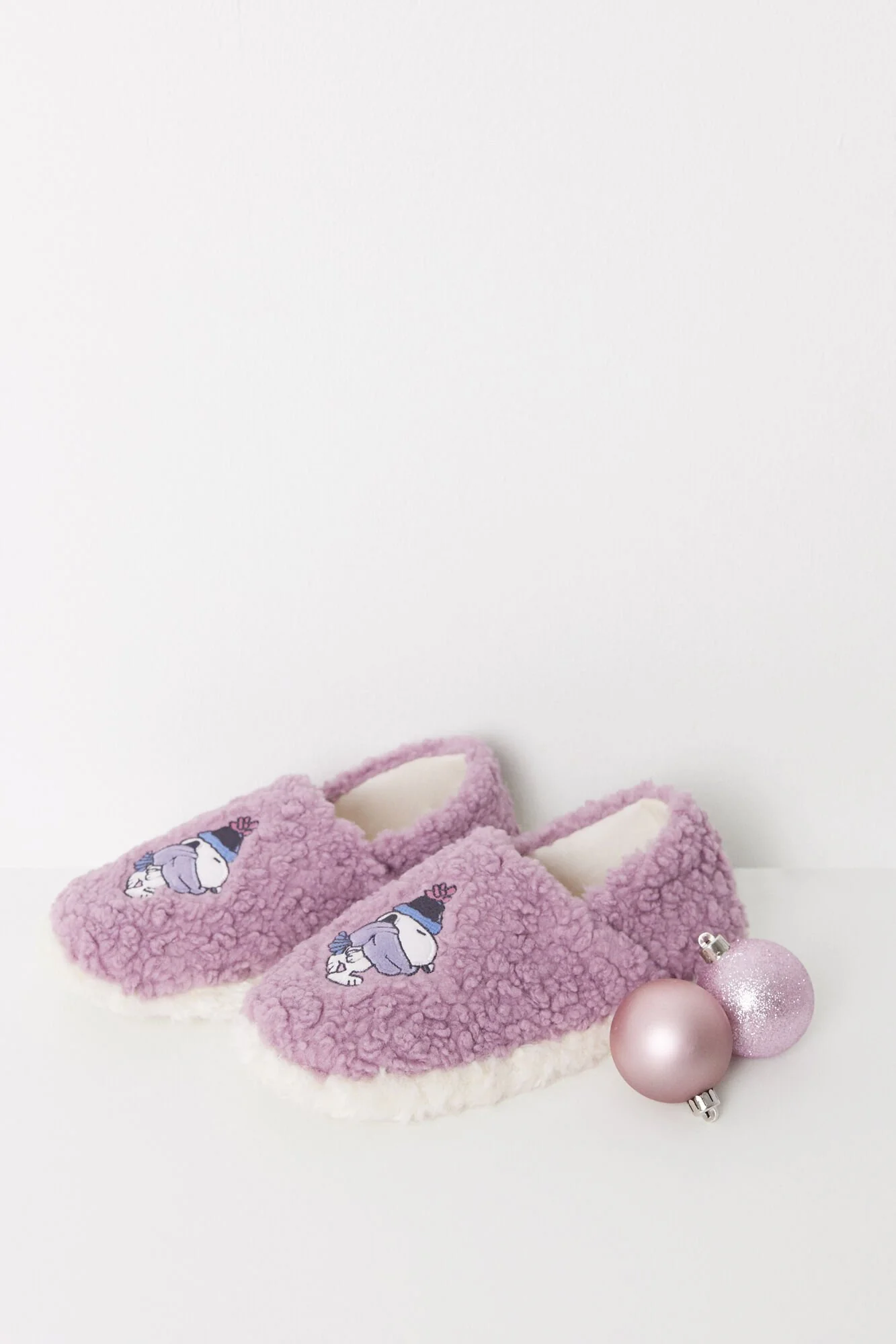 Faux shearling Snoopy slippers - Image 4