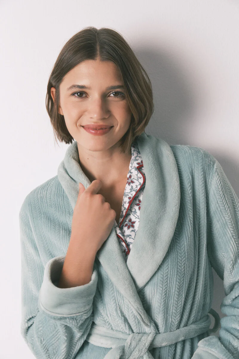 Fleece fabric crossover midi robe - Image 2