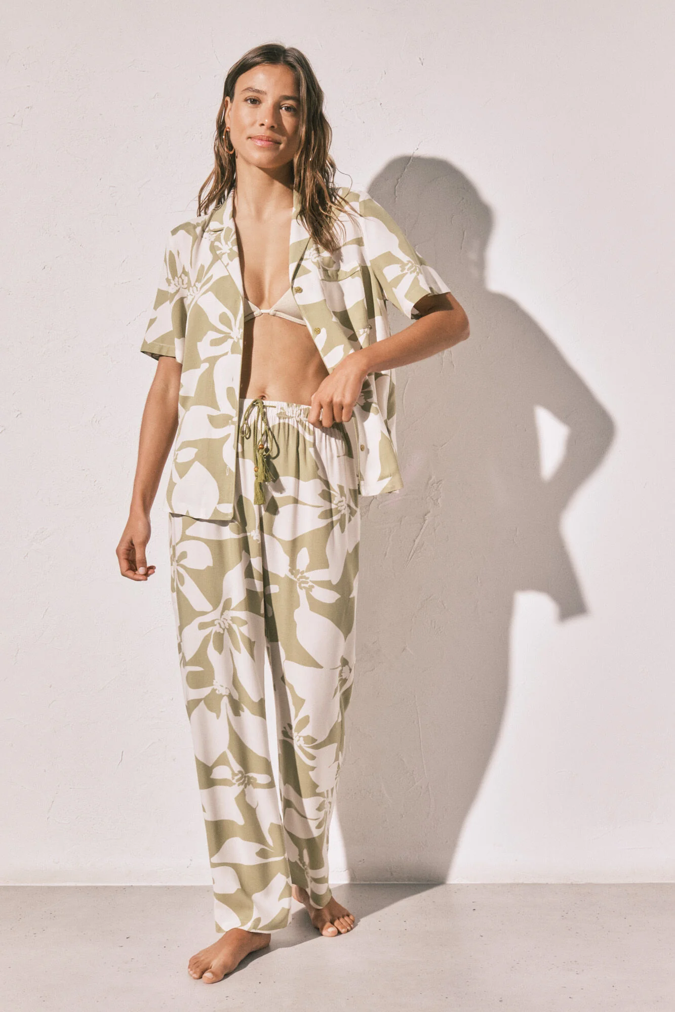 Floral classic long pyjamas - Image 3