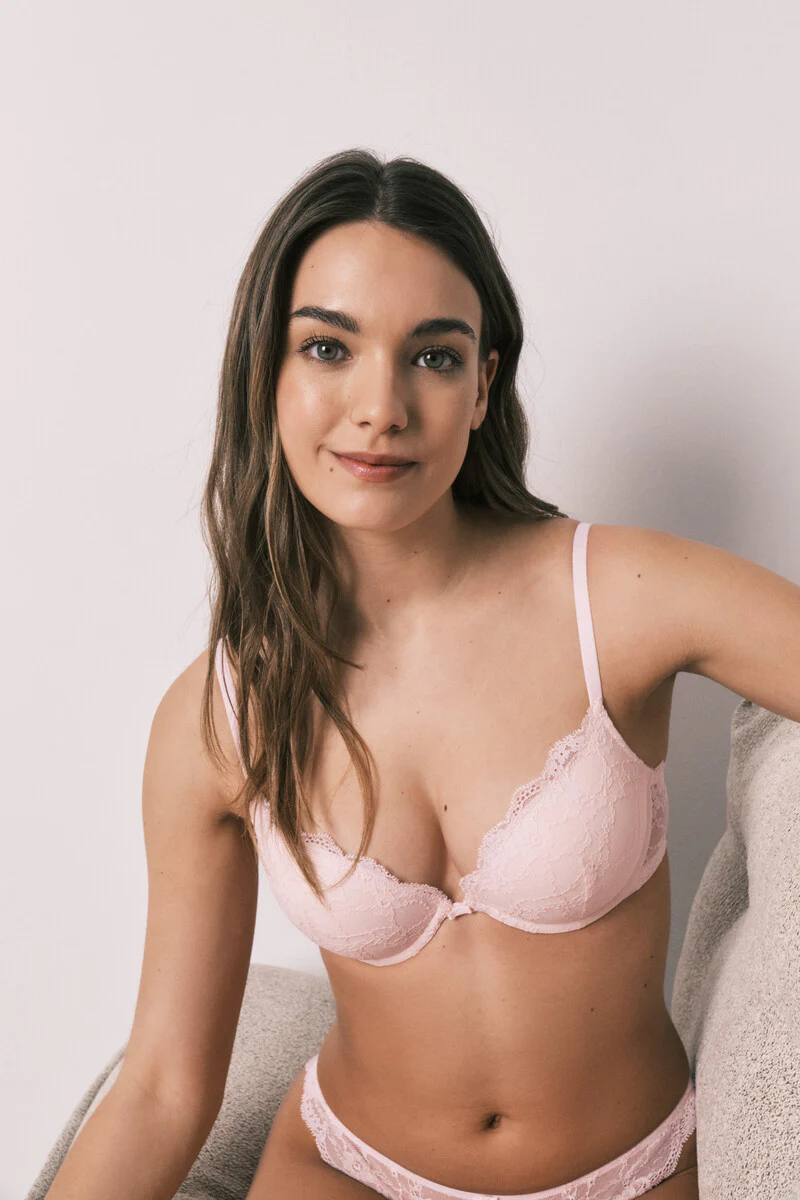 Gorgeous pink lace push-up bra - Image 2