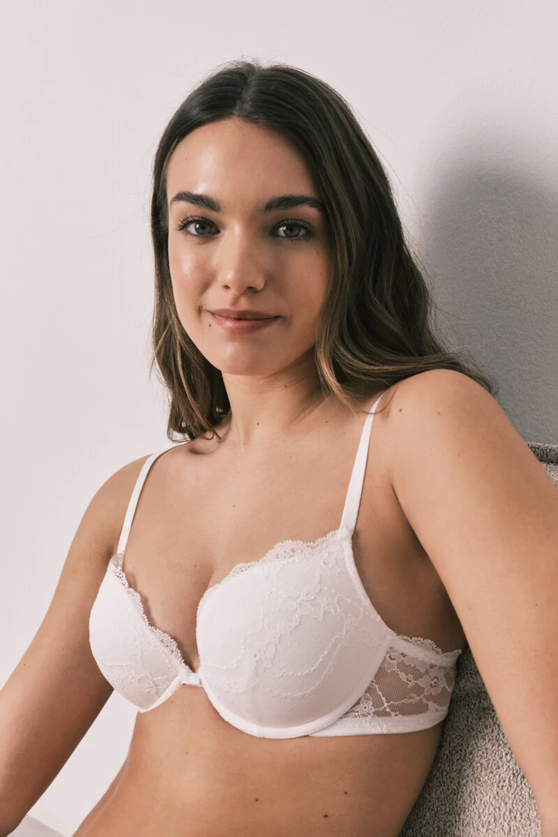 Gorgeous white lace push-up bra - Image 4