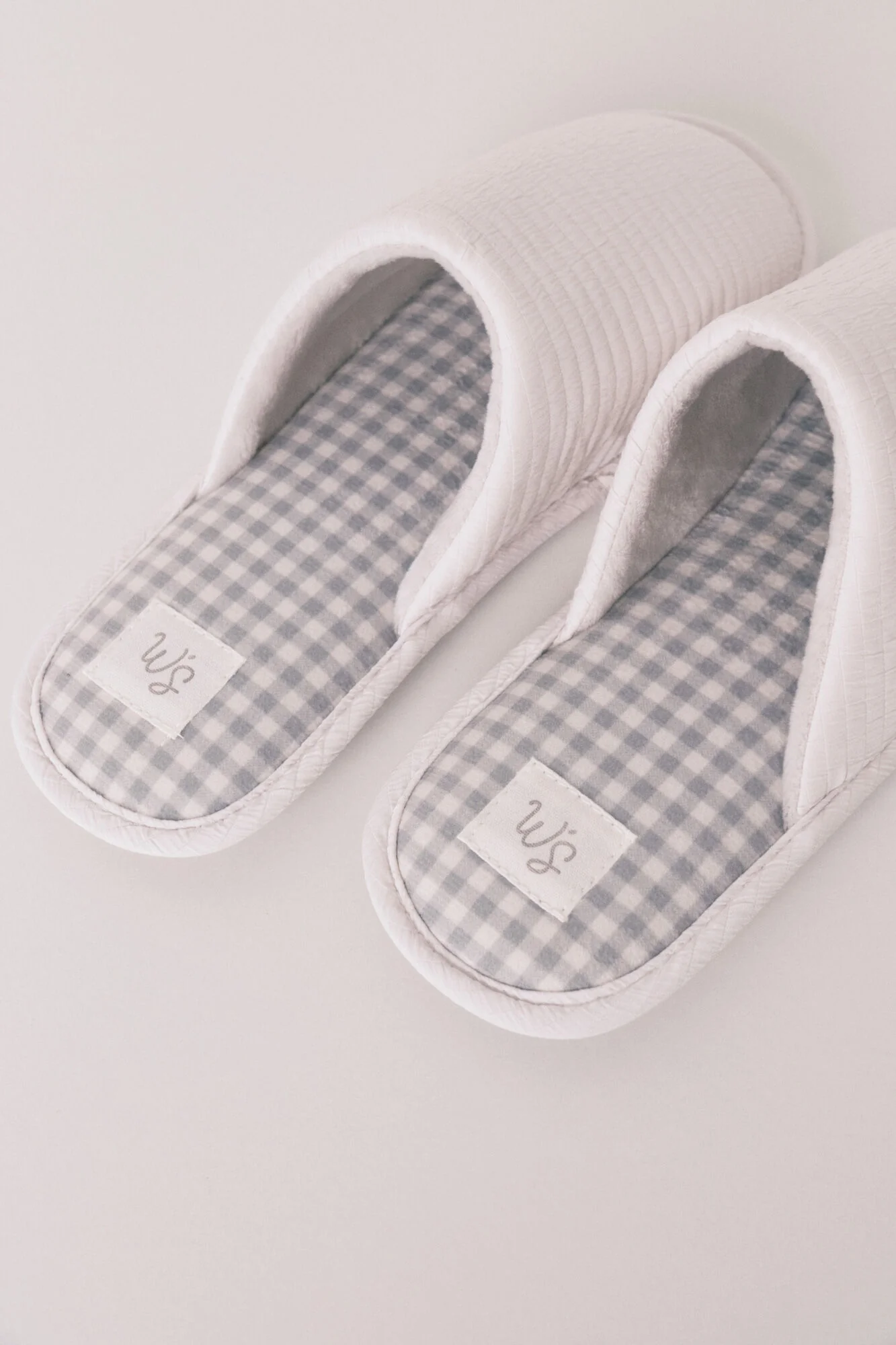 Gray closed "maternity" sneakers - Image 3