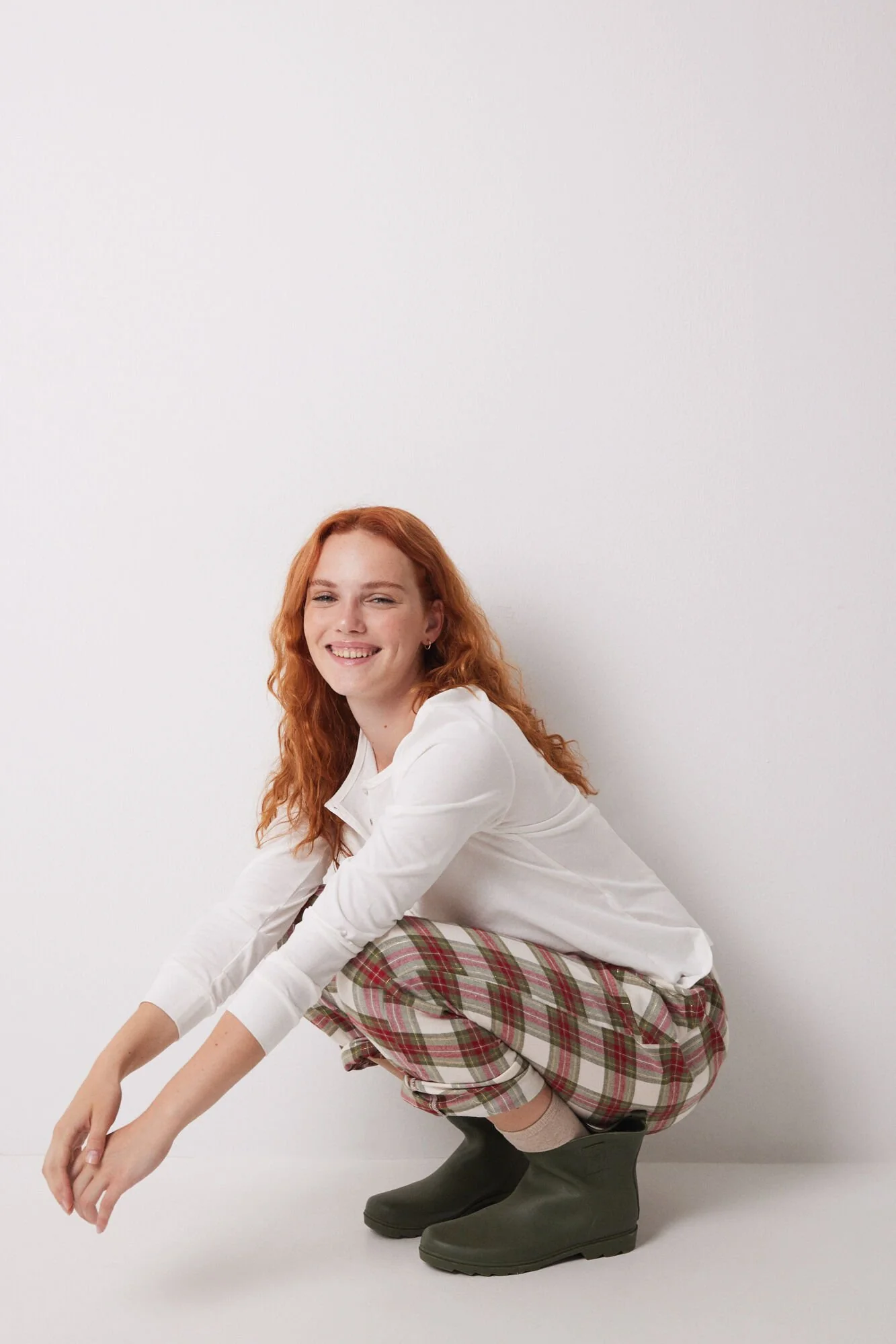 Green checked cotton pyjama bottoms - Image 7
