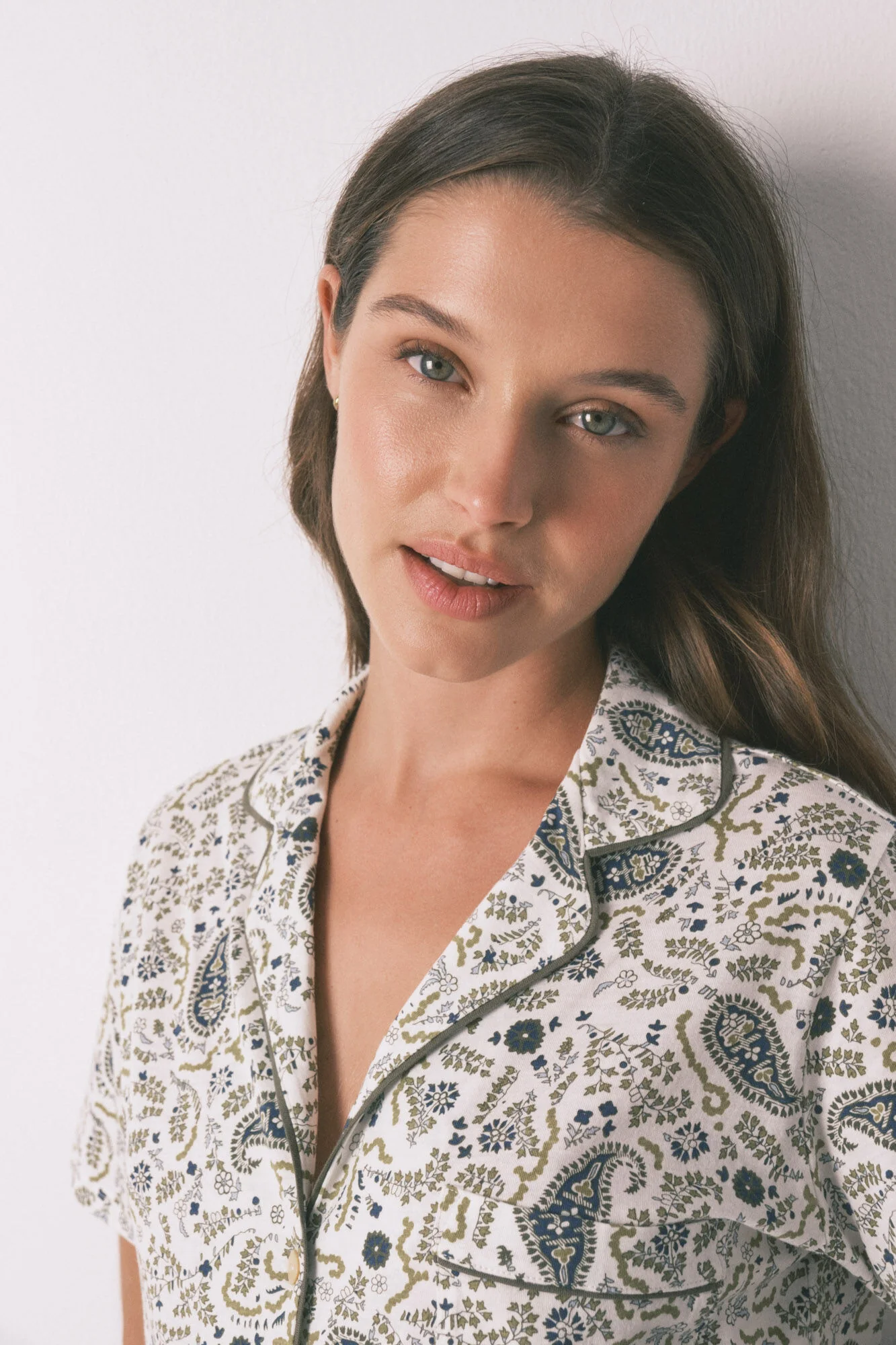 Green cotton Paisley classic pyjamas - Image 2