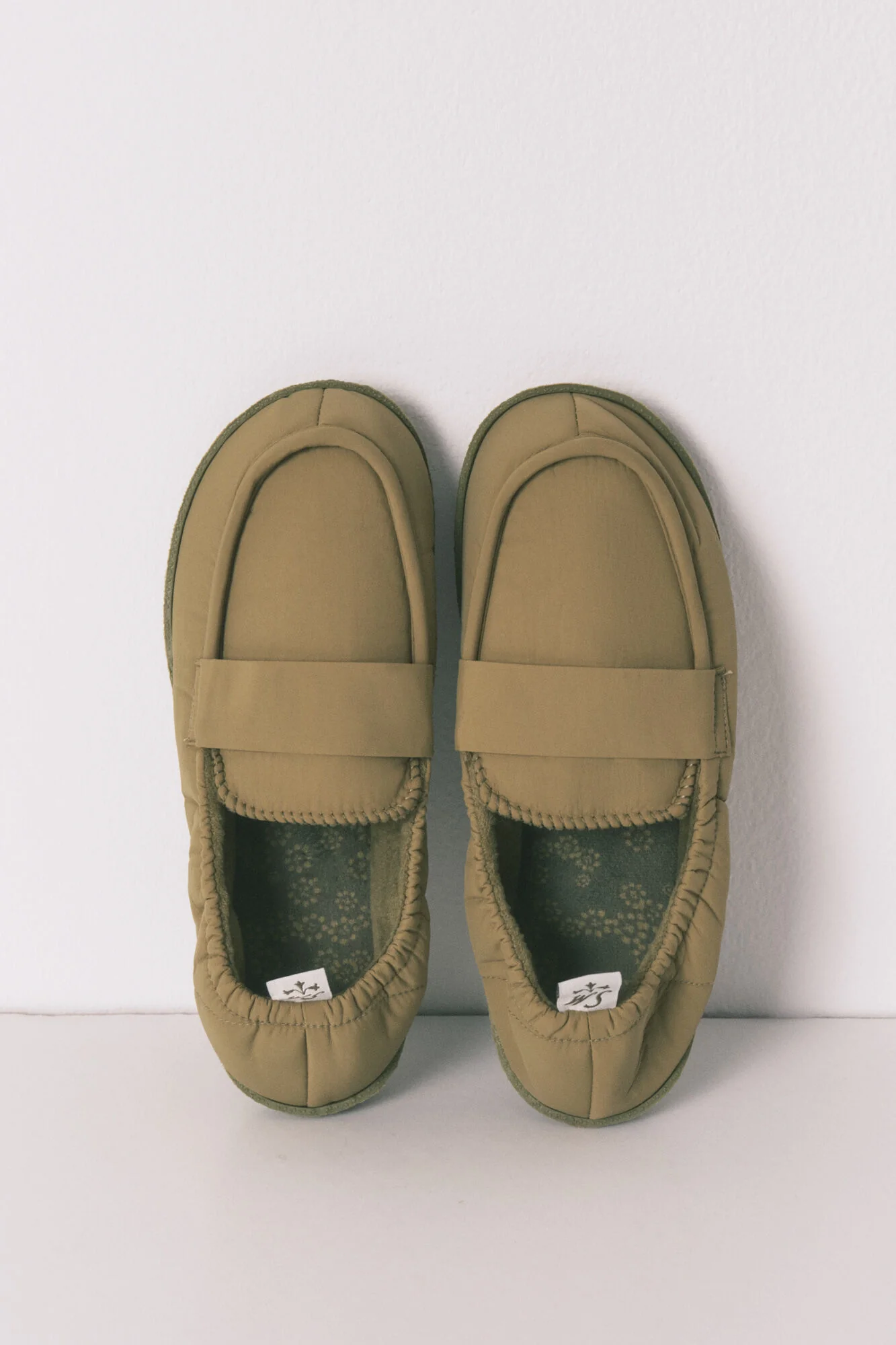 Green loafer slippers - Image 2