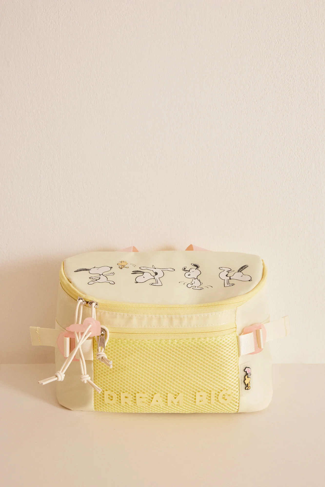 Medium yellow Snoopy vanity case - Image 3