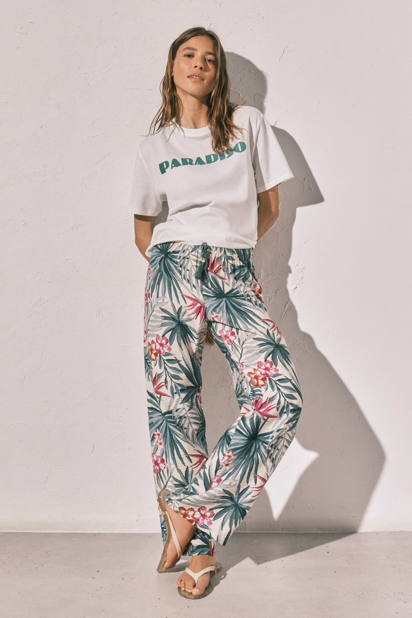 Green print long trousers