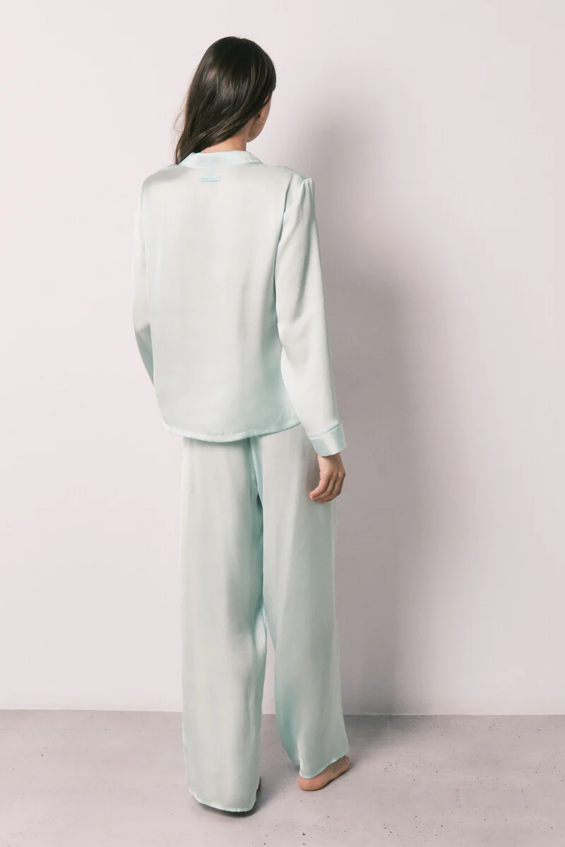Green satin classic long pyjamas - Image 5