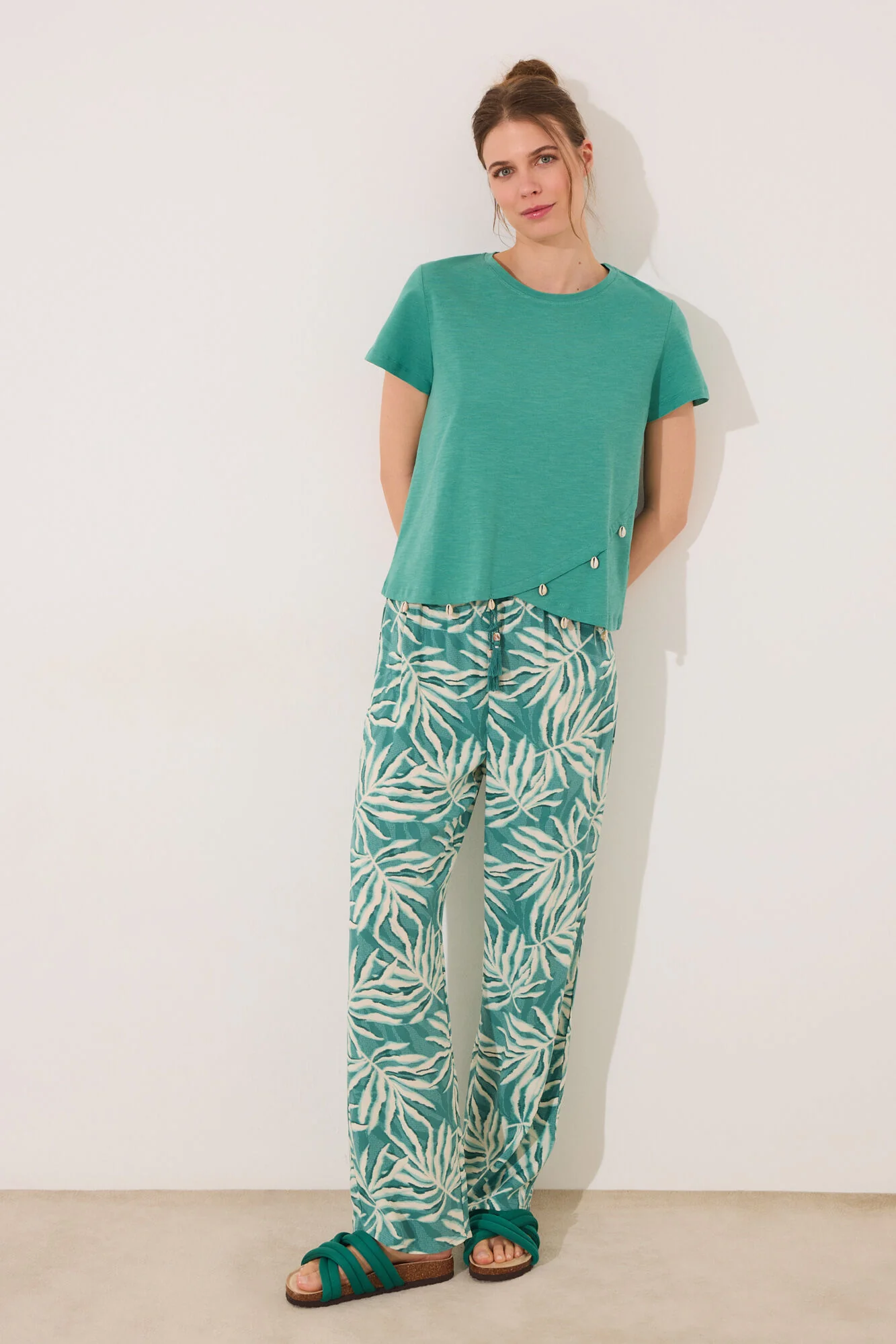 Green short sleeve T-shirt - Image 5
