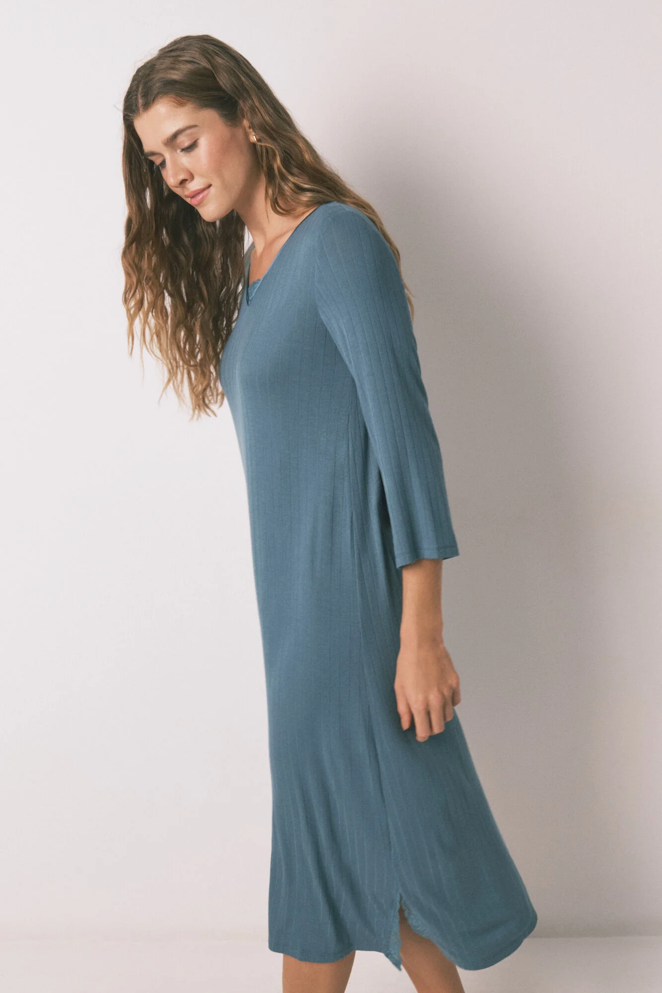 Green viscose midi nightgown - Image 4