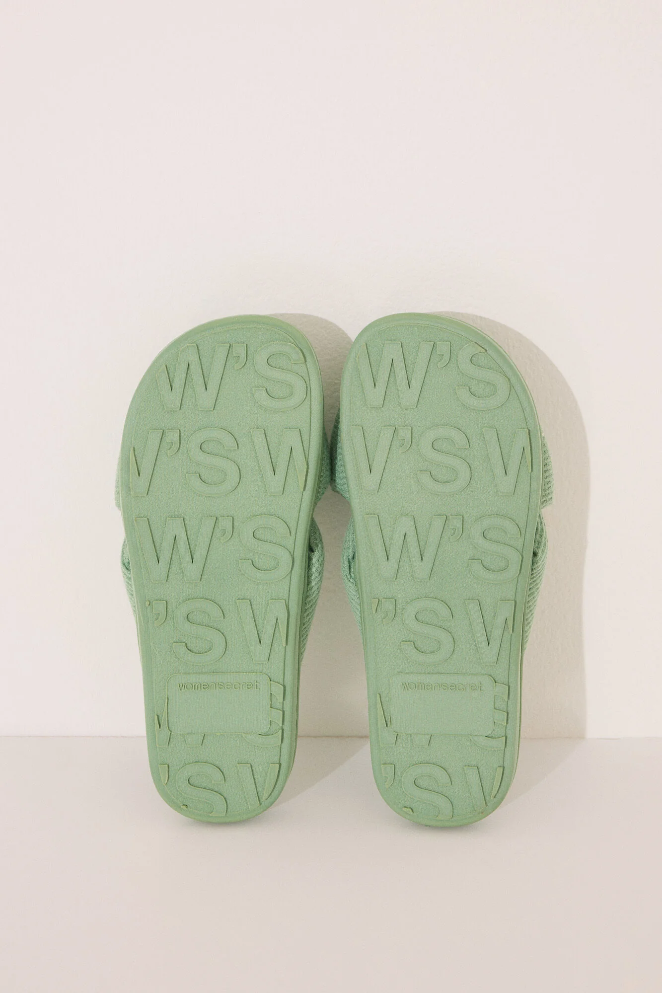 Green waffle open sneakers - Image 3