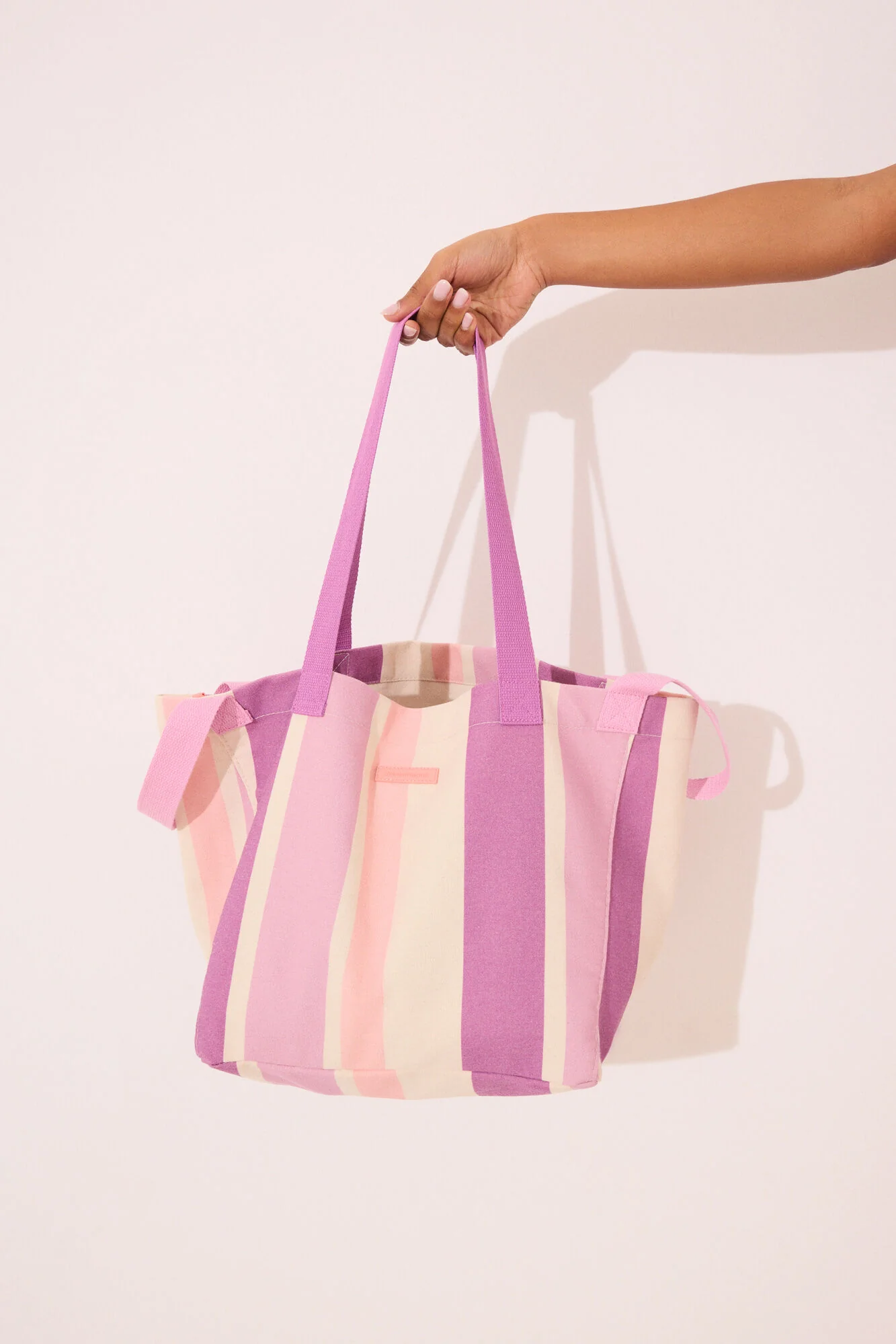 Large canvas and raffia handbag, bag - Image 2