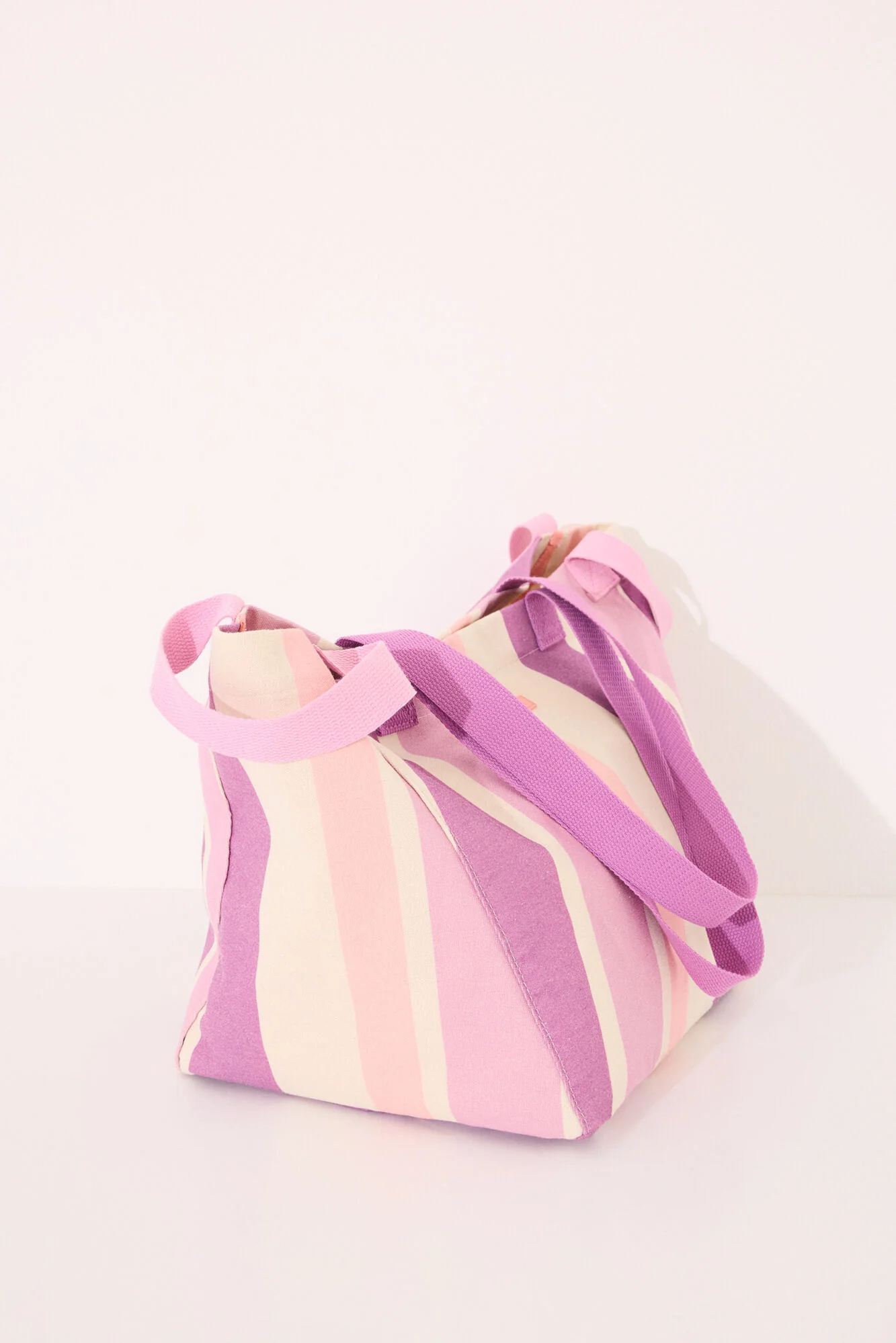 Large canvas and raffia handbag, bag - Image 3