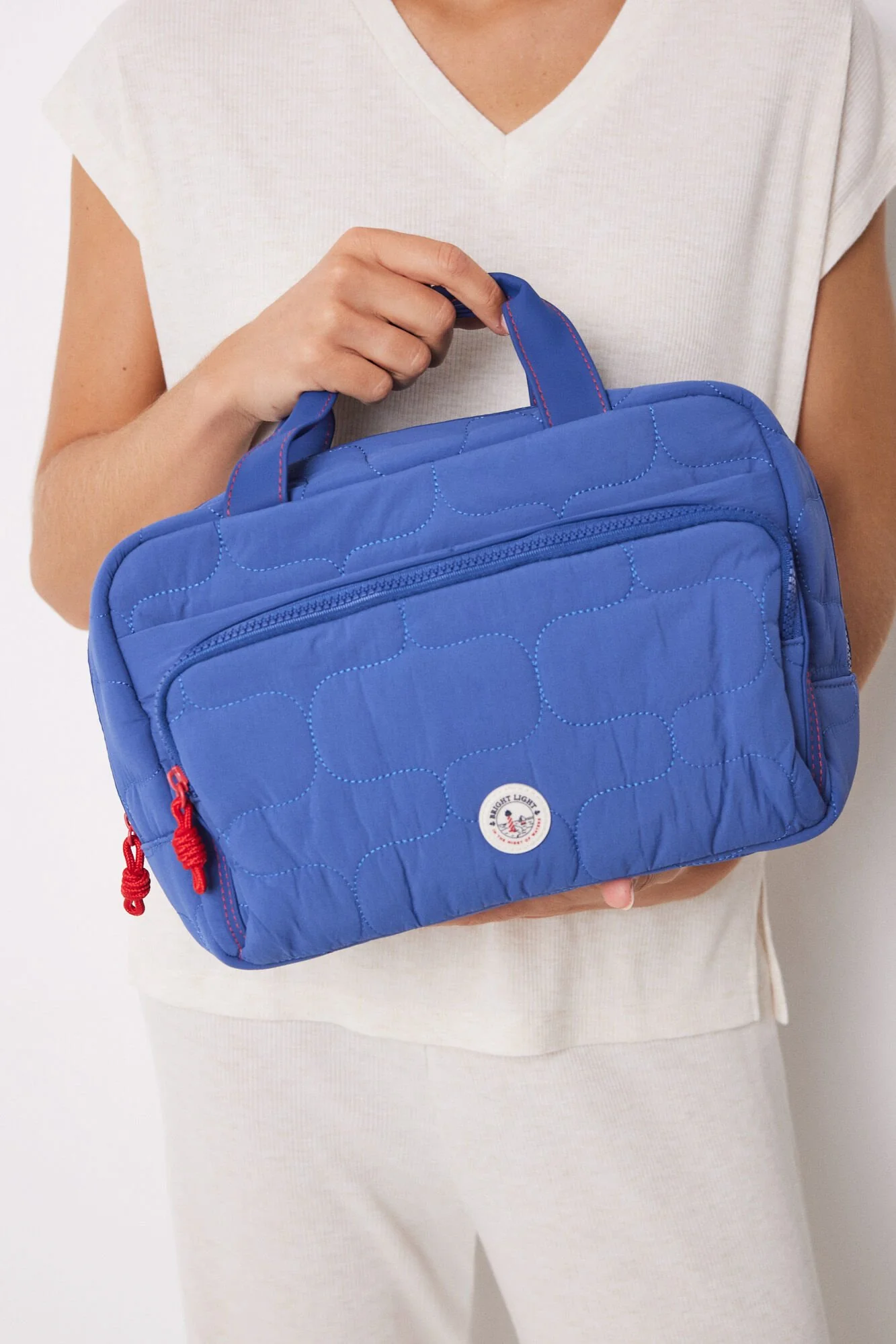 Large padded nylon toiletry bag - Image 4